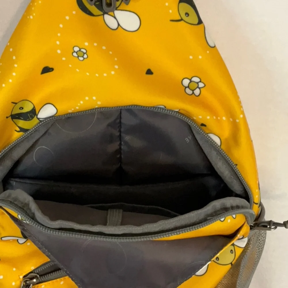 NWOT Yellow Bee Print Sling Backpack - Picture 6 of 7